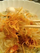 うーん!ええねこのパリパリ麺!