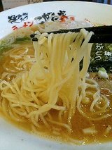 こがね家 醤油ラーメン並(650円)2