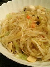 長崎皿うどん(750円)