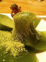スライムみたいに伸びます伸びます!