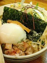 ラーメン こぶ志 塩釜チャーシューユッケ丼(350円)