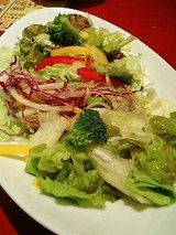 ヴァ・ベーネ シェイクサラダ(600円)