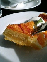 ガレリア 桃のタルト 300円