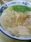 ワンタン麺(500円)