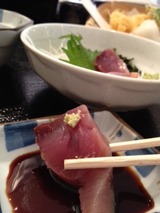 天晴 天ぷらさしみ定食 880円