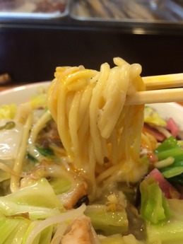 龍食堂 ちゃんぽん 700円 (1)