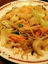 焼きそば(890円)