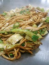 貝そば焼き(650円)