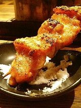くし・にしやん 既に骨抜き赤鶏手羽先(210円)