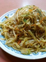 焼そば(580円)