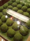 店舗ショーケースのわらび餅(抹茶)