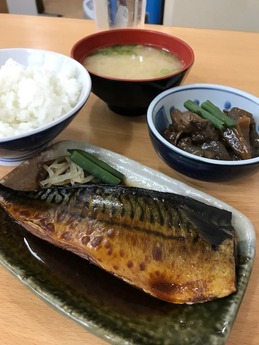 大栄食堂 (3)