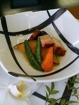 インゴットラウンジ 野菜とベーコンの小鉢