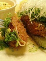 洋食 AKIRA 葱のせ塩だれ炭火焼きハンバーグ(1750円)