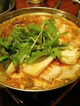 メイドin 高麗 スタミナホルモンチゲ(880円)