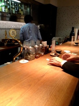 はせがわ酒店 店内