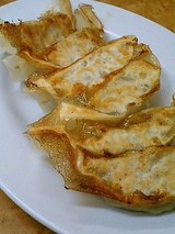 餃子(230円)