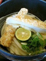 生醤油うどん(630円)