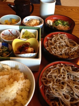 波積屋 ツルばあちゃんの つるが定食 1000円