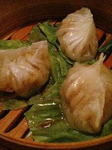 フカヒレ蒸ぎょうざ(420円)