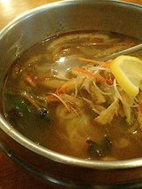 トムヤムクン麺（温麺）750円