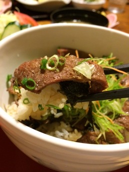 やまと家 天草黒毛和牛網焼丼 1480円 (2)