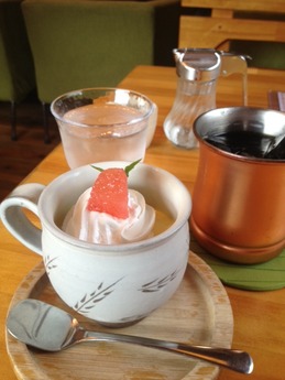 そら アイスコーヒーとプリン
