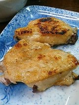鳥扇 手羽先(400円)