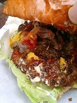 燈 ハンバーガー600円