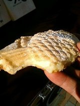 しっぽのあんこ クリーム(130円)