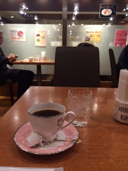 カフェ セリーノ 外観 (3)