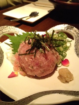鶏BAR tarutaru 鶏ユッケ