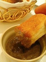 オステリア ジュリア 自家製パン(鰯ソース)