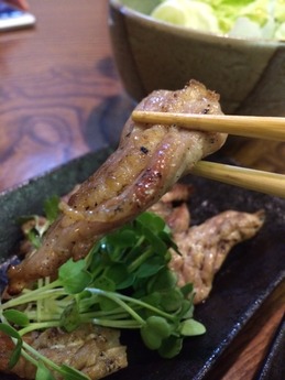 蕎麦切り戀 セセリ