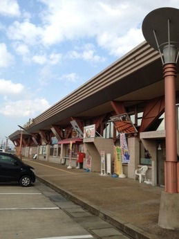 道の駅 カモンパーク新湊 外観