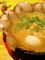 チャーシューラーメン(煮たまご入り)