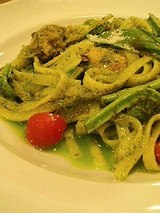 新緑!ツナともぎたて山菜のバジルソース(タラアテレ)1230円