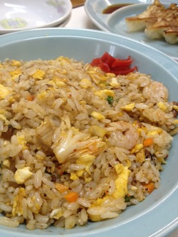 エトアール チャーハン 650円