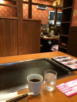 喃風須磨パティオ店 店内