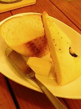 ピッコロ ベルゲン パン