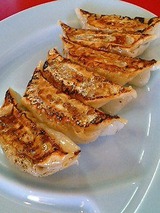 らーめん屋敷 餃子 220円