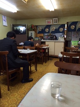 きやす食堂 店内