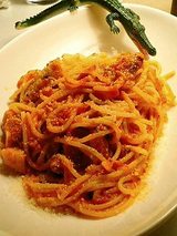エビとほうれん草のトマトクリームソース パスタ