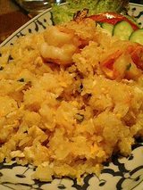 パイナップル炒飯(カオ・パット・サパロット)1470円