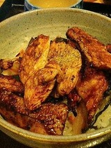鳥鳥鳥 焼鳥丼 350円