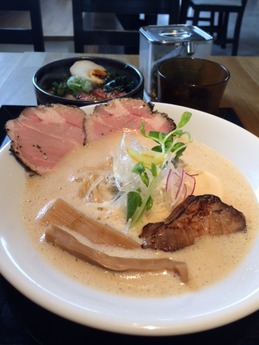 麺屋甚八 特製鶏とろみそば 800円
