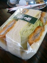 鞍馬サンド フィッシュ(378円)