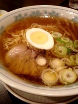 蓬莱 ラーメン 550円