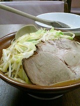 東横 特製野菜味噌ラーメン 910円