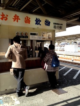 桃中軒 外観